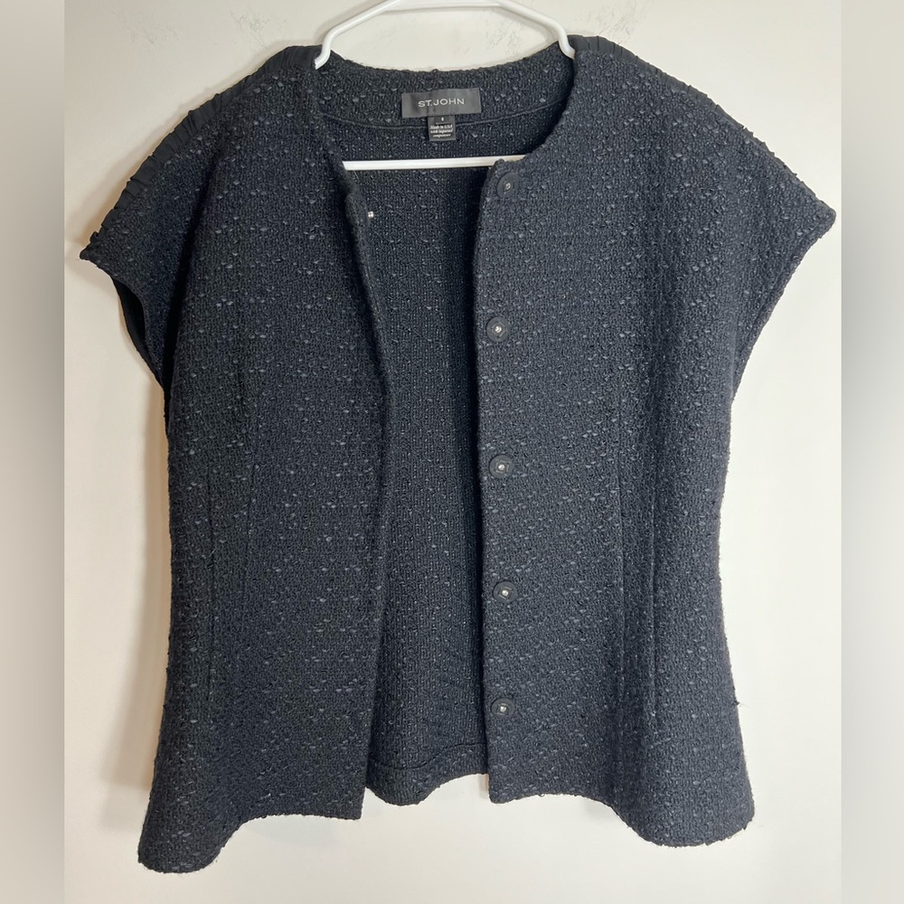 St. John Caviar Knit Black Cap Sleeve Button Down Wool Blend Jacket Size 8 - Picture 7 of 10